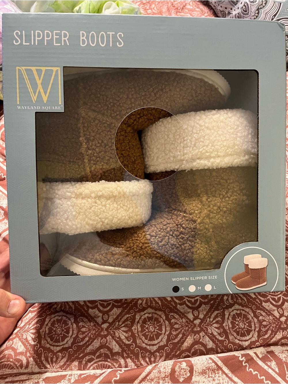 Wayland Square Women’s Tan Sherpa Slipper Boots
